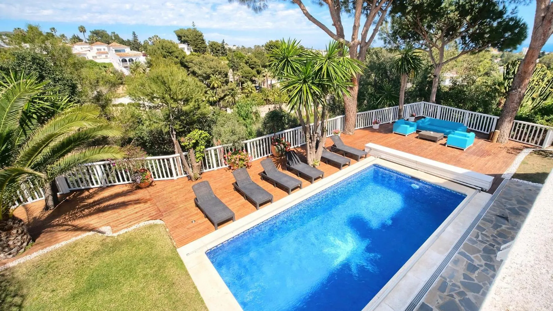 Villa Villacinco Sitio de Calahonda Spain